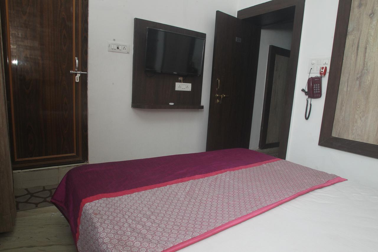 Alakhnanda Guest House Bénarès Extérieur photo