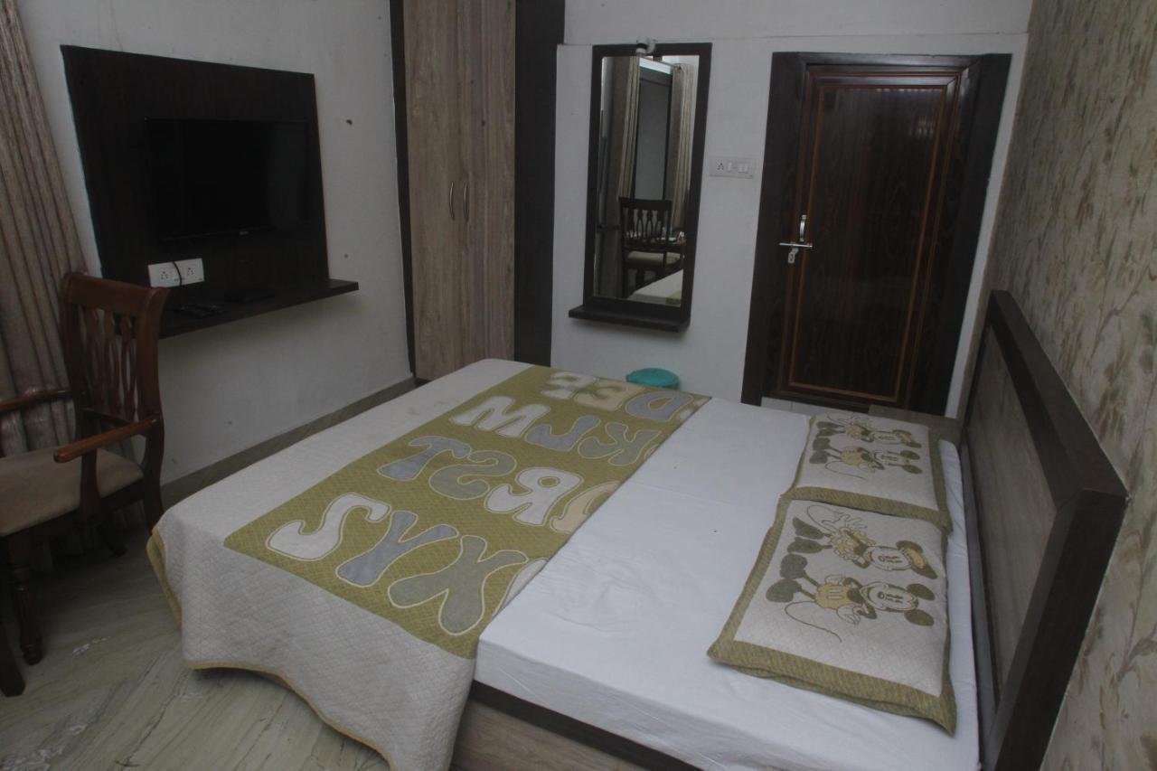 Alakhnanda Guest House Bénarès Extérieur photo