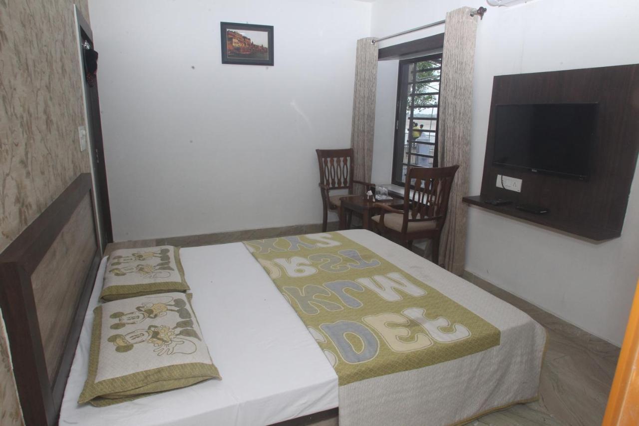 Alakhnanda Guest House Bénarès Extérieur photo